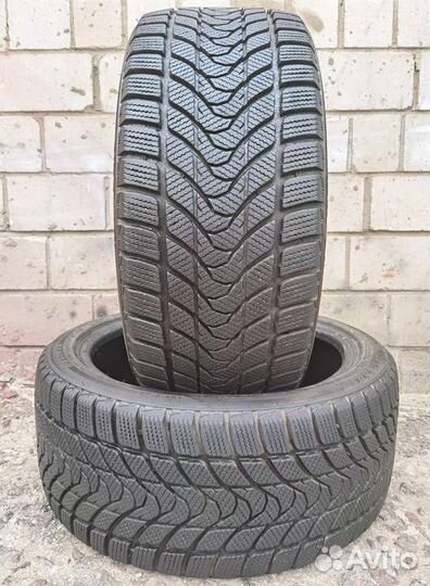 Delinte WD1 245/40 R18 93T