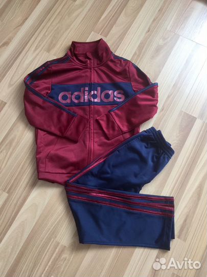 Спортивный костюм Adidas