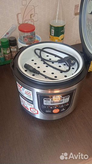 Мультиварка новая