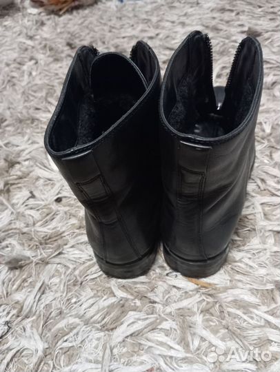 Полусапожки женские 38 размера