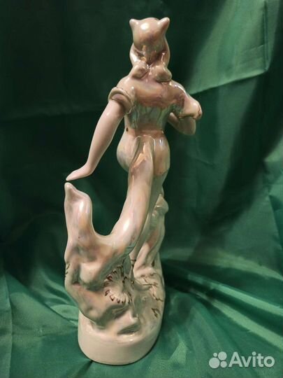 Статуэтка 50е годы