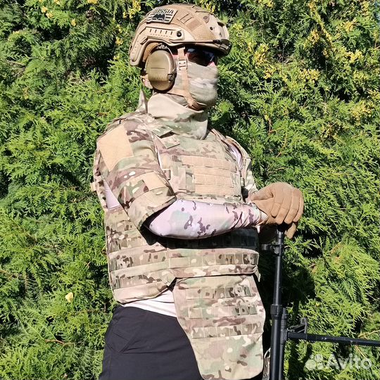 Штурмовой бронежилет 