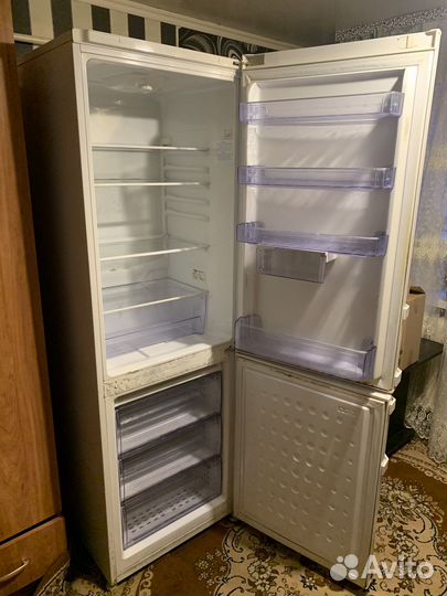 Продается холодильник Beko б/у