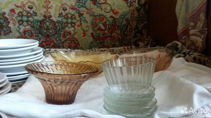 Салатники,розетки,селедочница