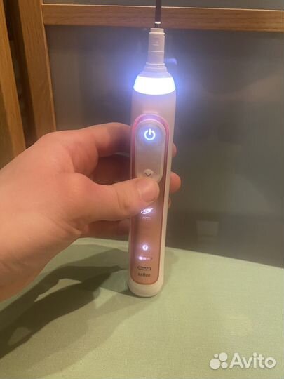 Электрическая зубная щетка oral b Genius X 20000n