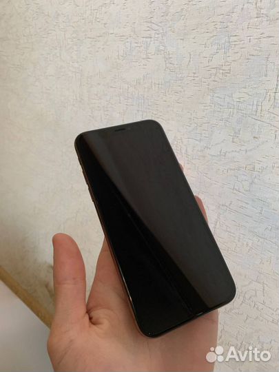 iPhone Xs, 64 ГБ
