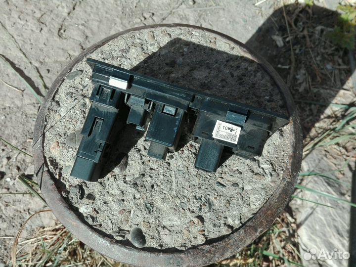 Блок управления зеркал Geely MK/ Джили мк