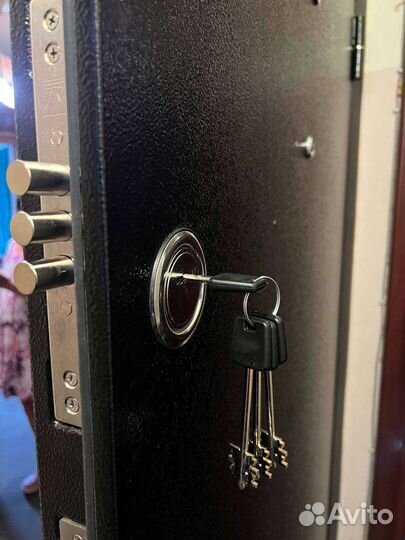 Вскрытие замена установка замков Мурманск