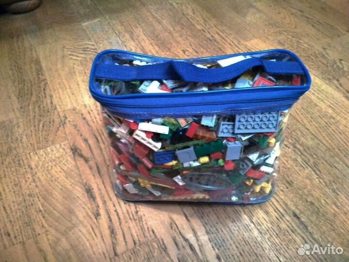 Конструктор, разные детали, больше 2 кг