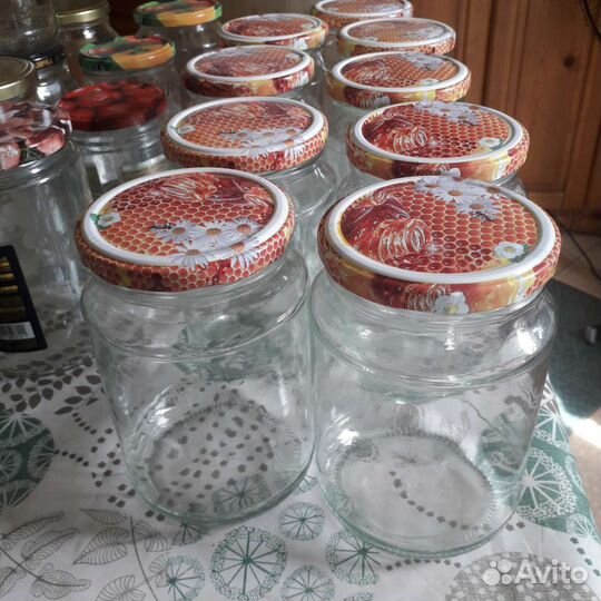 Банки с завинчивающими крышками