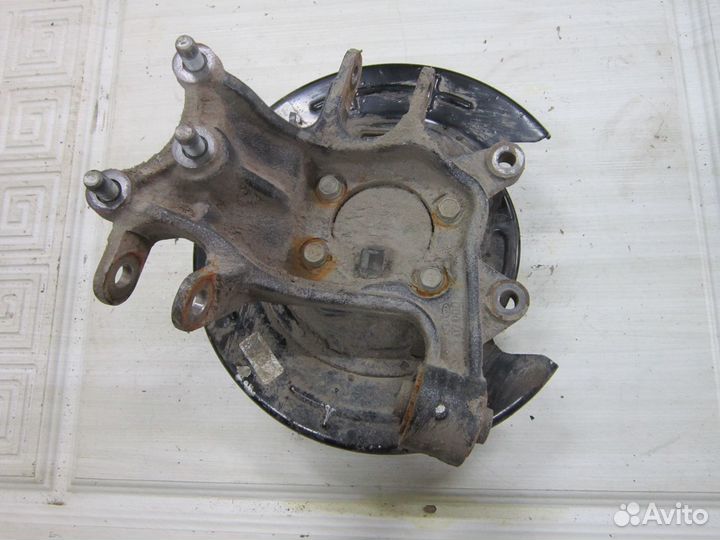 Задний поворотный кулак Kia Sportage 4 QL Tucson