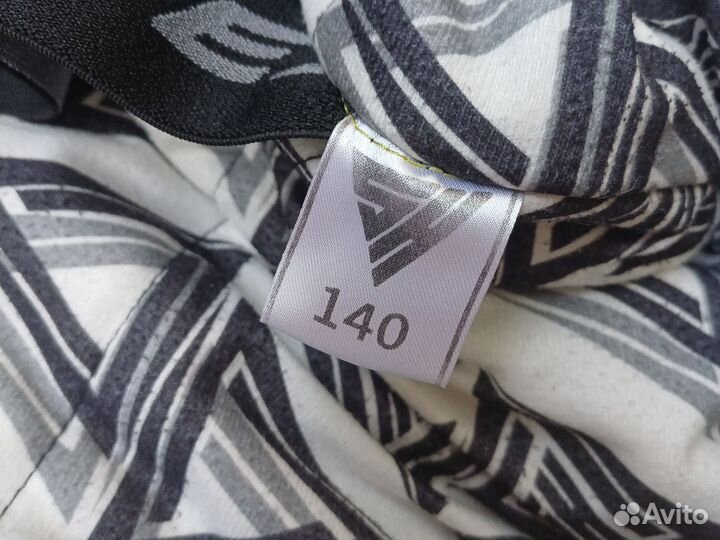 Зимний комбинезон для девочки