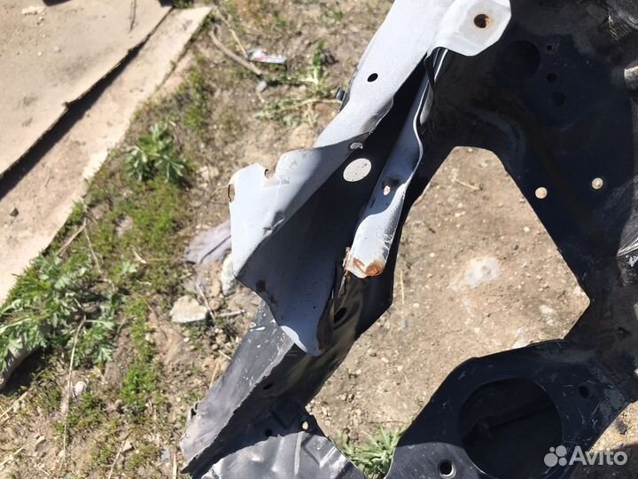 Четверть передняя правая Honda Accord 8