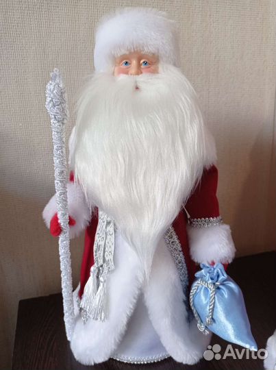 Дед мороз под елку