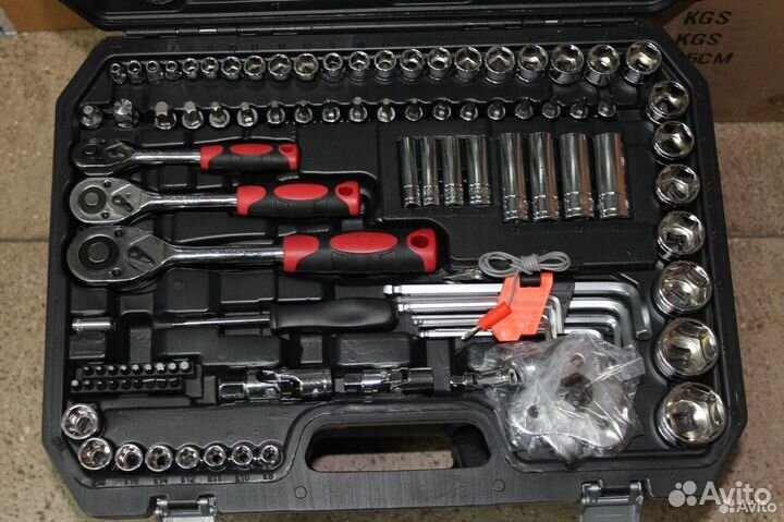 Набор инструментов 121 элемент