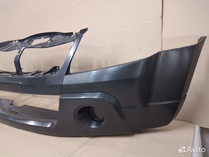 Suzuki Grand Vitara с 2008-2012г бампер передний