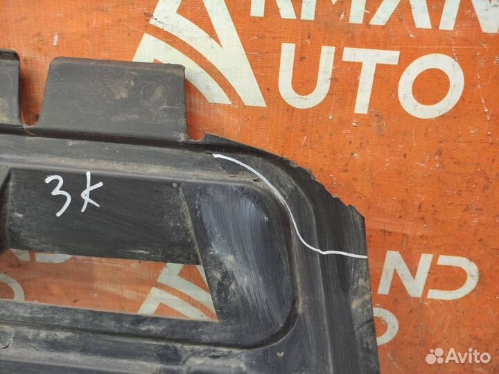 Пыльник бампера передний Volkswagen Polo 5