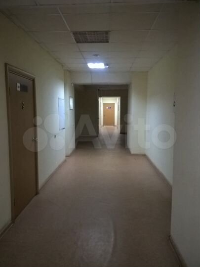 Офисное помещение, 1099 м²