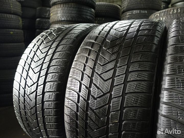 Pirelli Scorpion Winter 285/40 R22