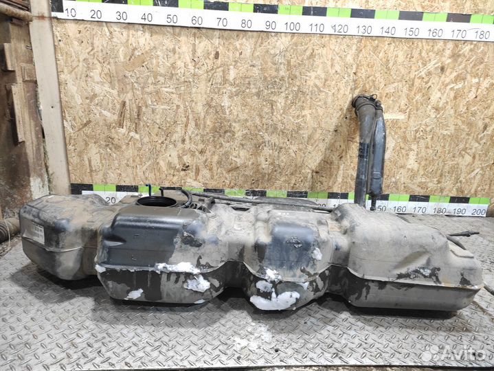 Бак топливный Volkswagen Transporter T5