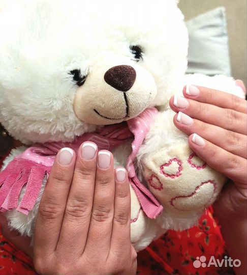 Маникюр, педикюр