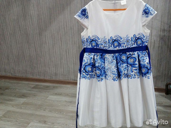 Продам платье