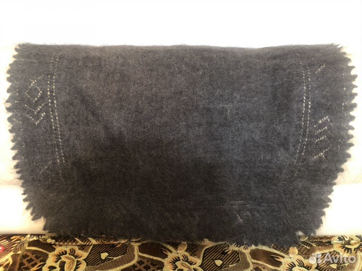 Продам вязаные косынки и шали