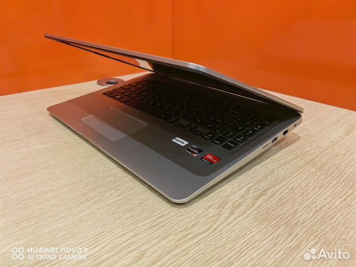 Стильный, легкий, мощный ноутбук Maibenben M543