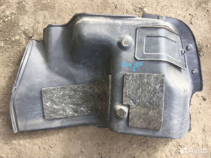 Обшивка багажника Kia Rio 2005-2011