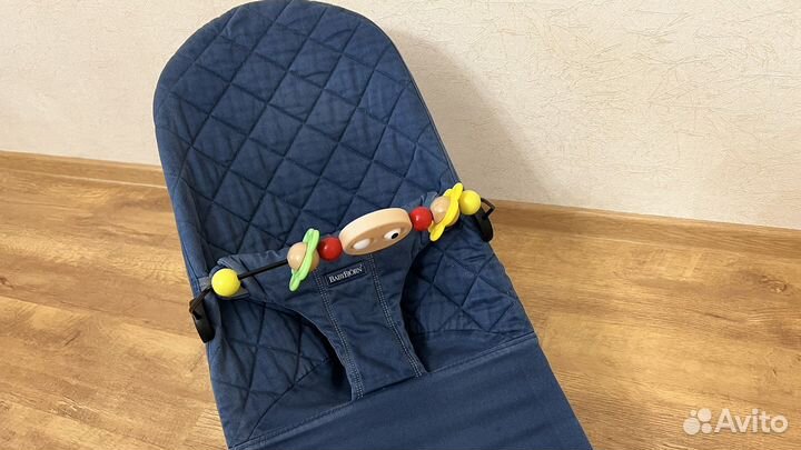 Шезлонг babybjorn