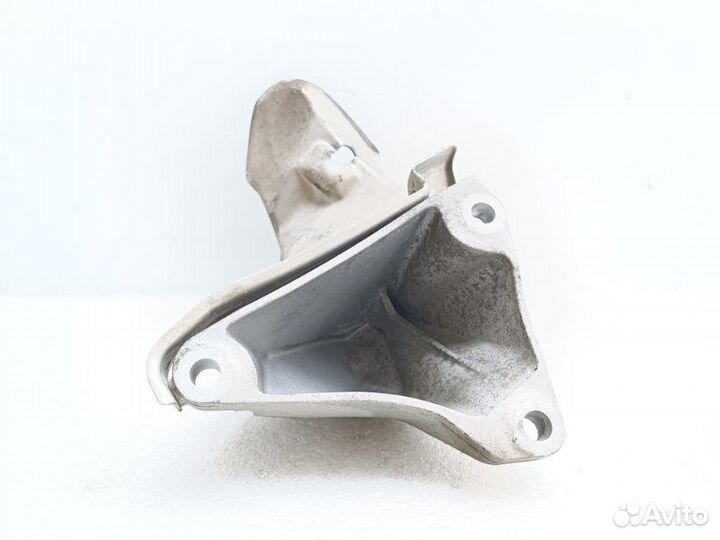 Кронштейн двигателя правый Bmw 1-Series E87 1.6