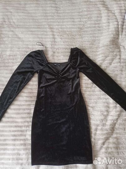 Черное платье