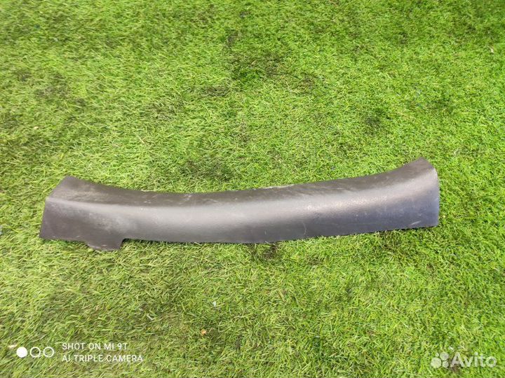 Накладка на порог задняя левая Toyota Crown GWS204