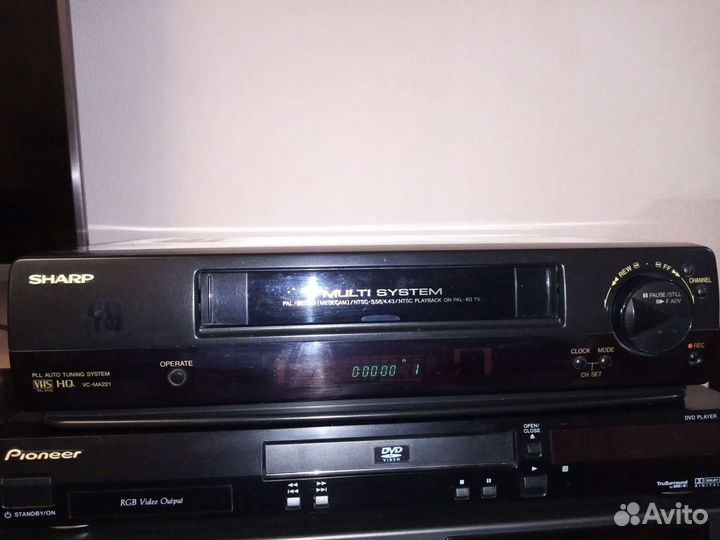 Видеомагнитофон