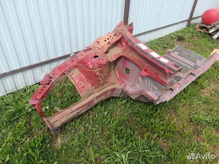 Четвертинка mazda6. GJ