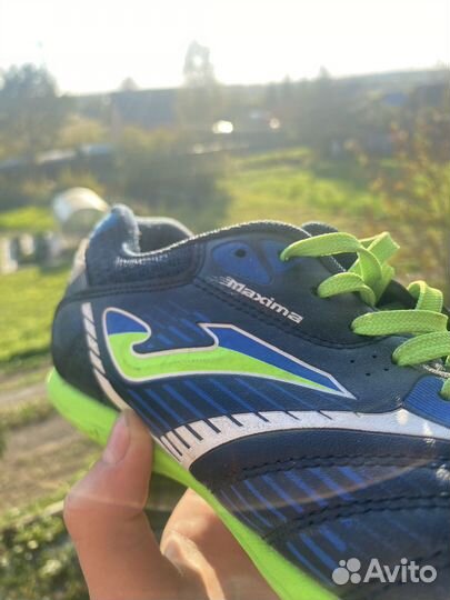 Футбольные бутсы joma