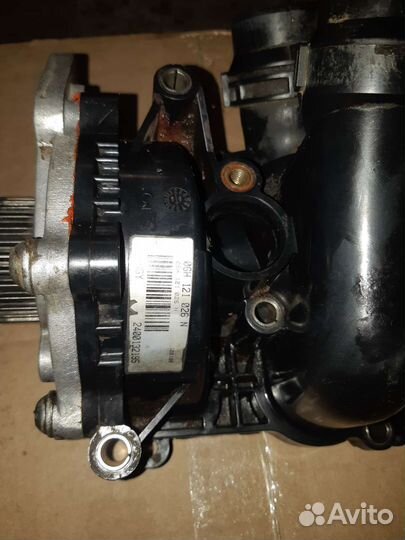 Насос системы охлаждения 06Н 121 026Н