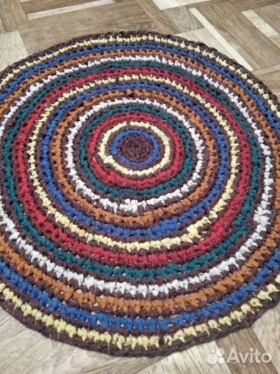 Коврик вязаный крючком