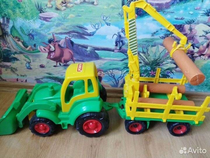 Трактор экскаватор