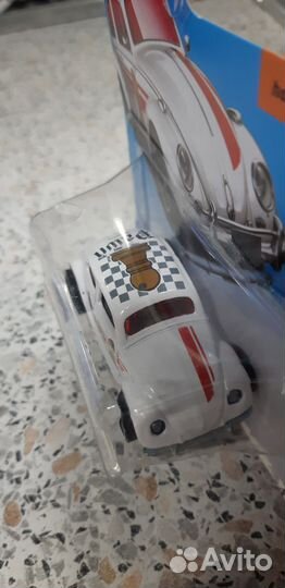 Модель Hot Wheels Volkswagen Beetle. Checkmate