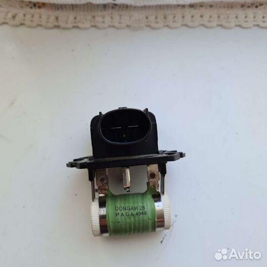 Резистор вентилятора охлаждения Hyundai Tucson TLe