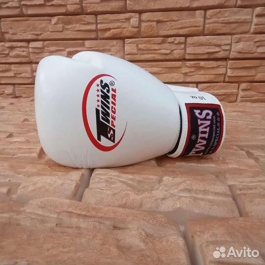 Боксёрские перчатки