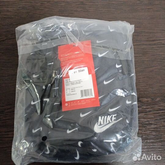 Сумка через плечо nike swoosh