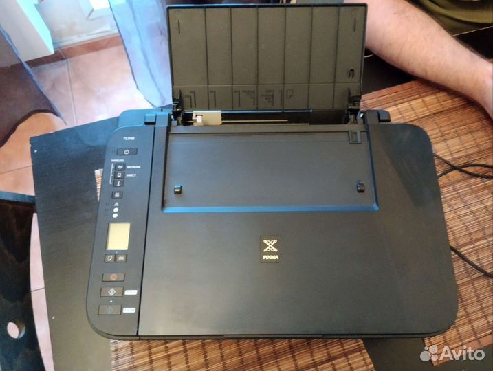 Струйный цветной принтер