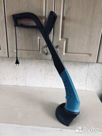 Газонокосилка электрическая