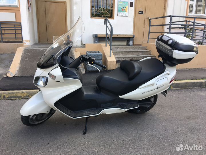 Suzuki Sky wave 650