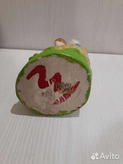 Статуэтка из гипса Катерина или Алёнушка. Кунгур.С