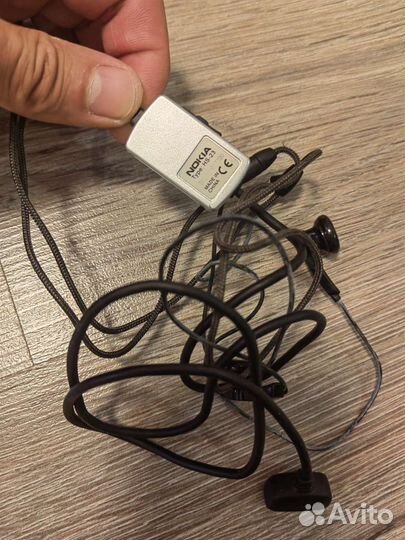 Наушники Nokia LG