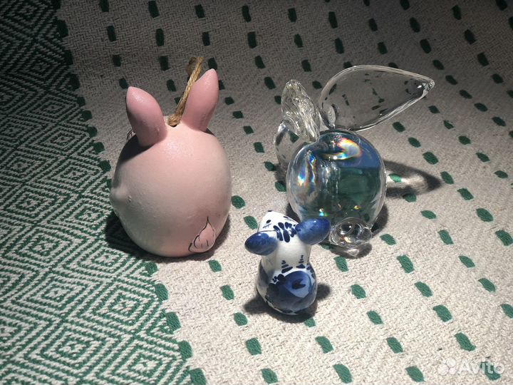 Фигурки. Керамика. Стекло