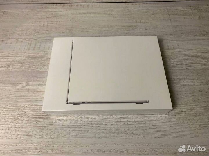 Macbook Air 13 m2 16/512